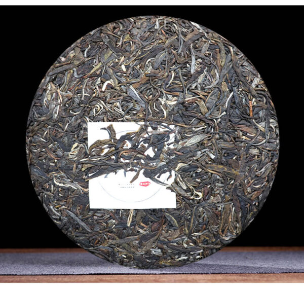 Lao Man'e Pu'er Raw Tea Yunnan Brown Mountain Qizi Cake Tea 357g - Image 3