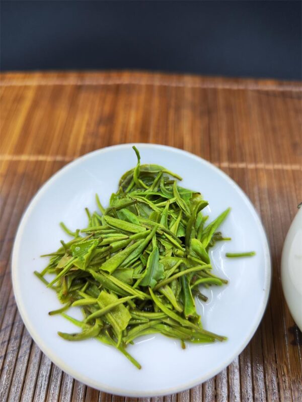 Xinyang Maojian Spring New Tea Fresh Bud Leaf Ecological Tea Garden Bulk - Image 13