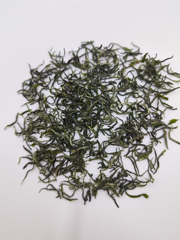 Xinyang Maojian Mingqian tea Tumen one bud and one leaf in bulk