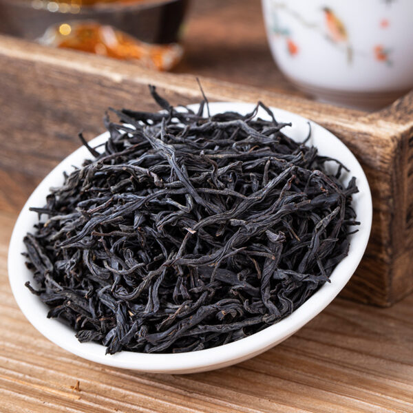 Wuyishan specialty special grade Zhengshan small black tea strong fragrance bulk 150g can - Image 3