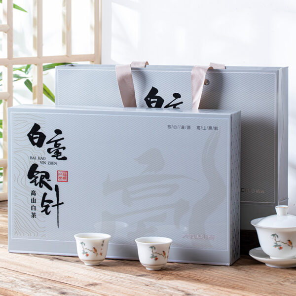 Fuding White Tea Early Spring Baihao Silver Needle High-end Gift Box 150g - Image 3