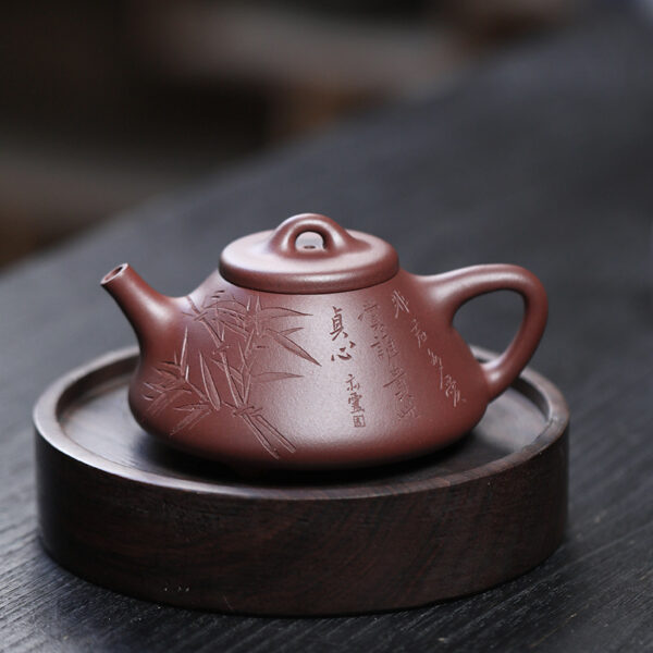 Yixing purple clay pot carved bamboo stone scoop