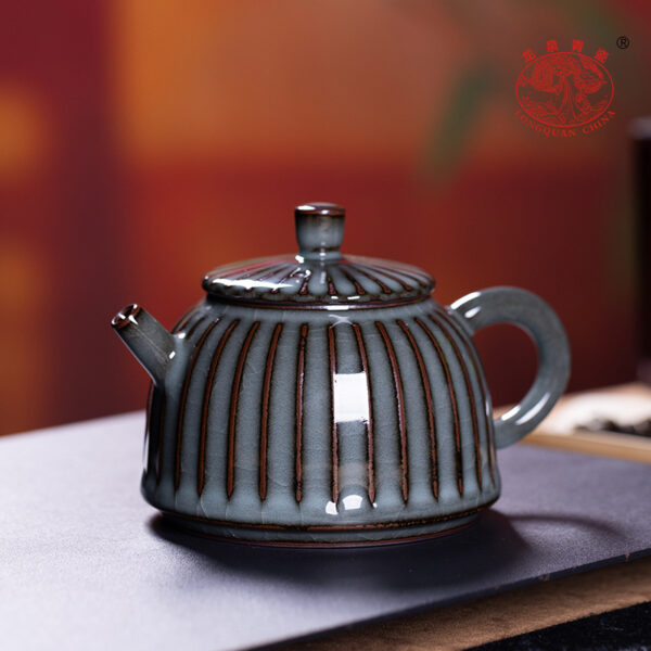 Longquan celadon iron tire antique handmade teapot - Image 3